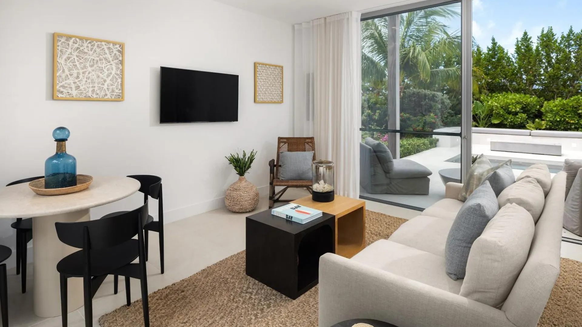 Resort South Bank Hotel Long Bay