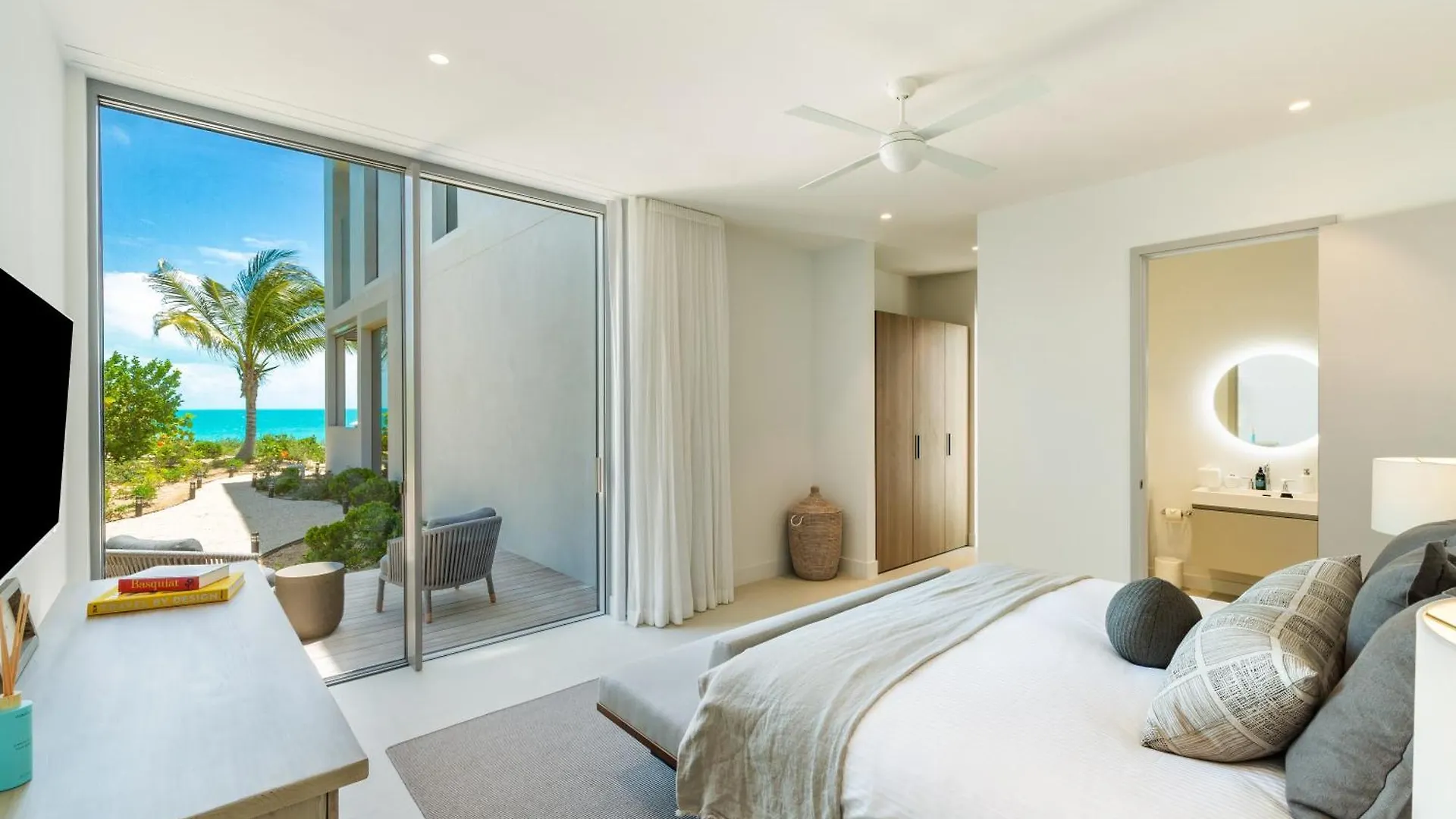South Bank Hotel Long Bay 5*,