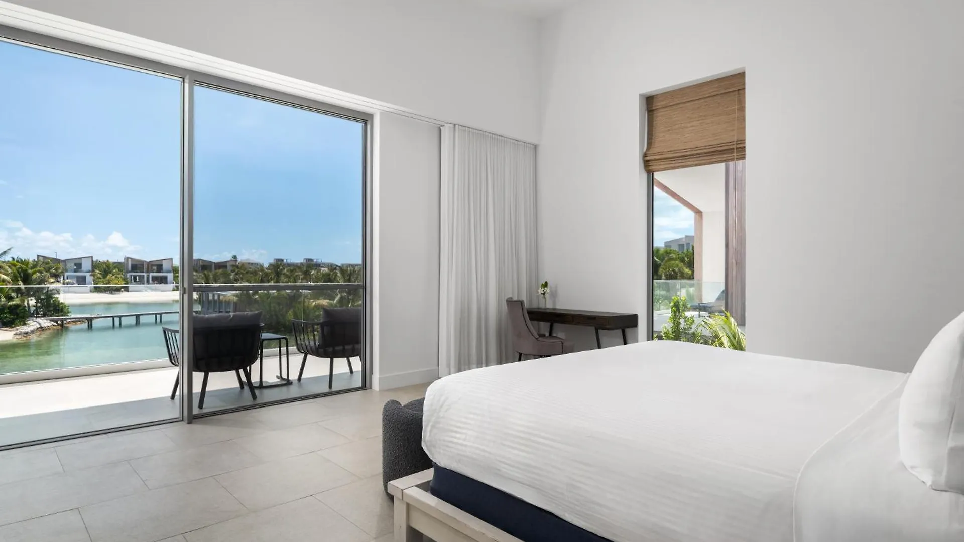 South Bank Hotel Long Bay 5*,